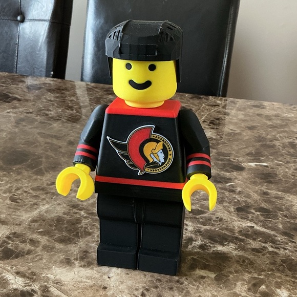 3 D printed 8” Lego Figure with Black and Red Jersey Ottawa Senators - Picture 1 of 3